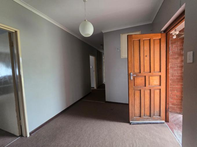 3 Bedroom House for Sale For Sale in Volksrust - MR698264