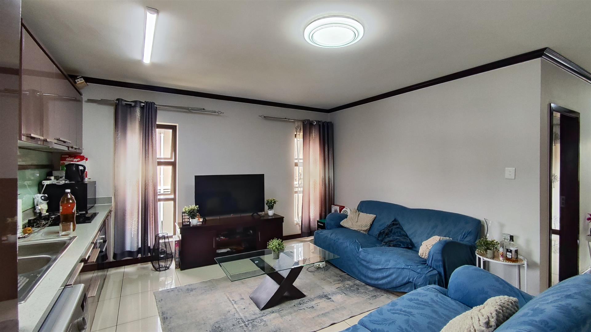 Lounges - 27 square meters of property in Kengies