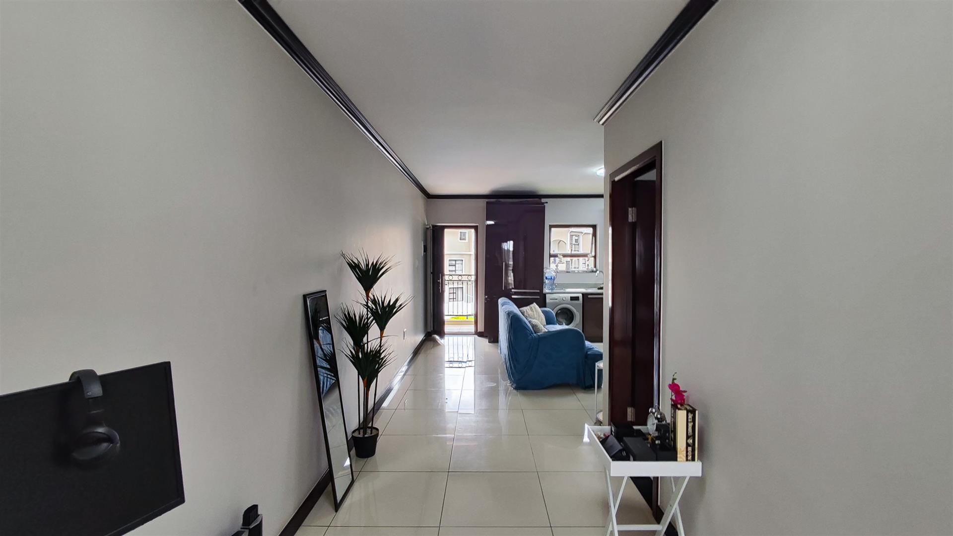 Spaces - 9 square meters of property in Kengies