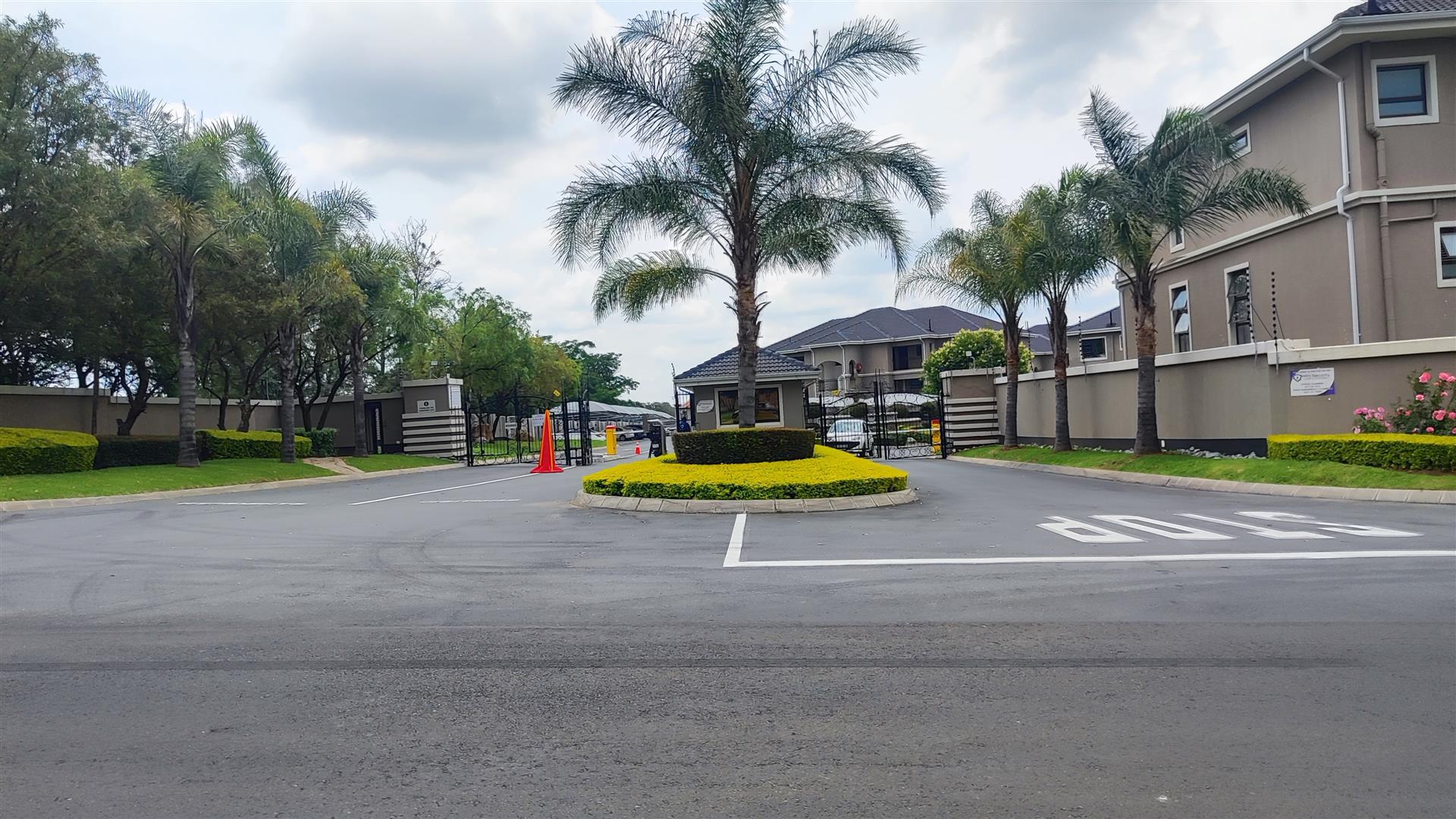 Front View of property in Kengies