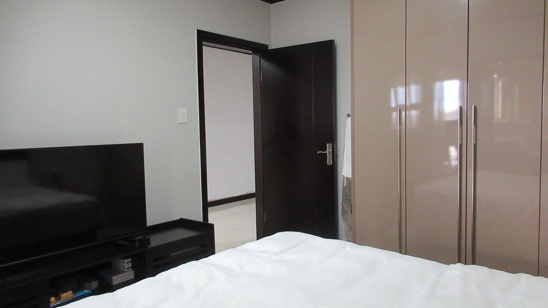 Bed Room 1 - 17 square meters of property in Kengies