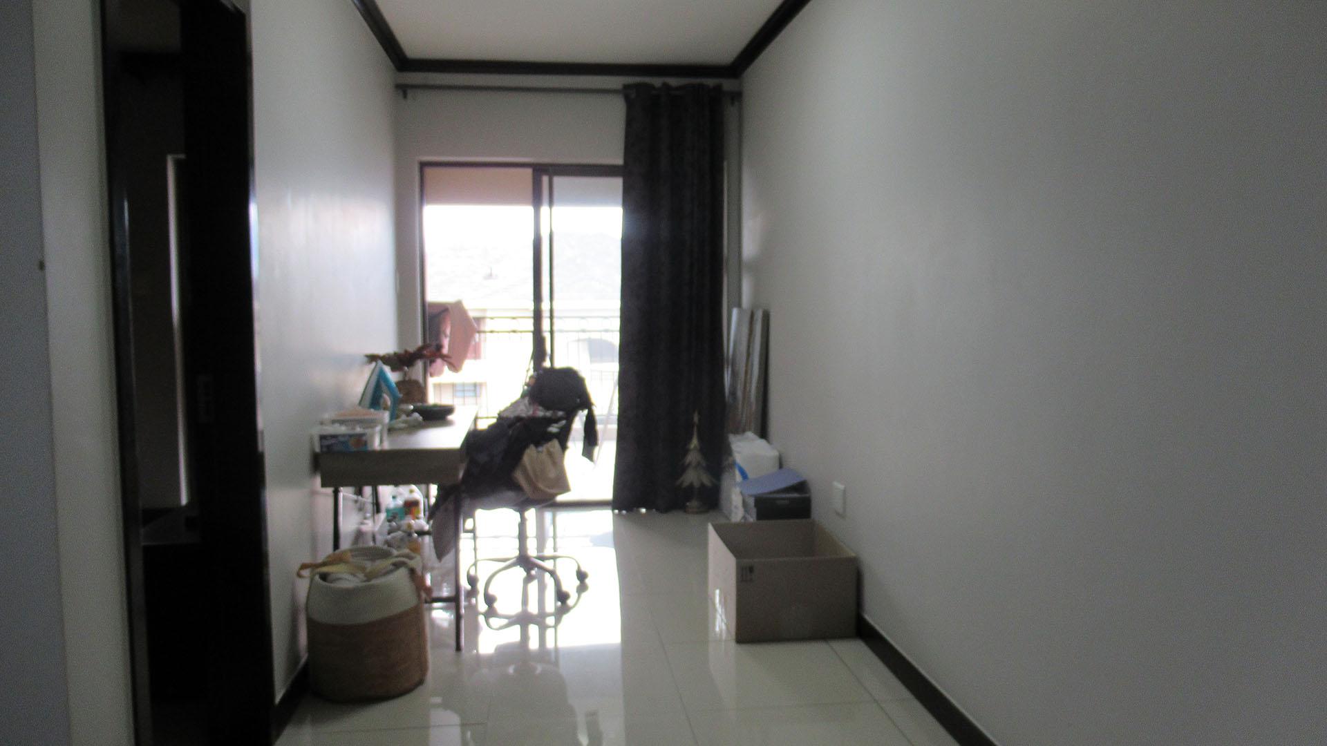 Spaces - 17 square meters of property in Kengies