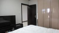 Bed Room 1 - 17 square meters of property in Kengies