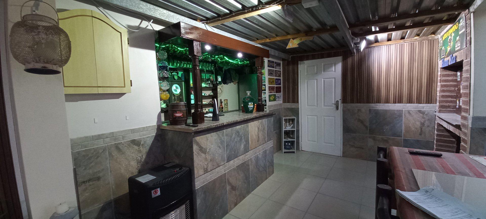  of property in Sunnyridge