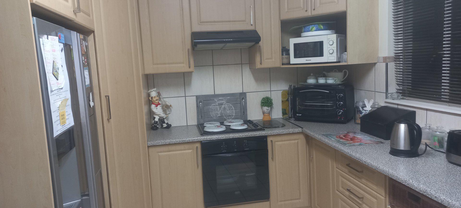  of property in Sunnyridge