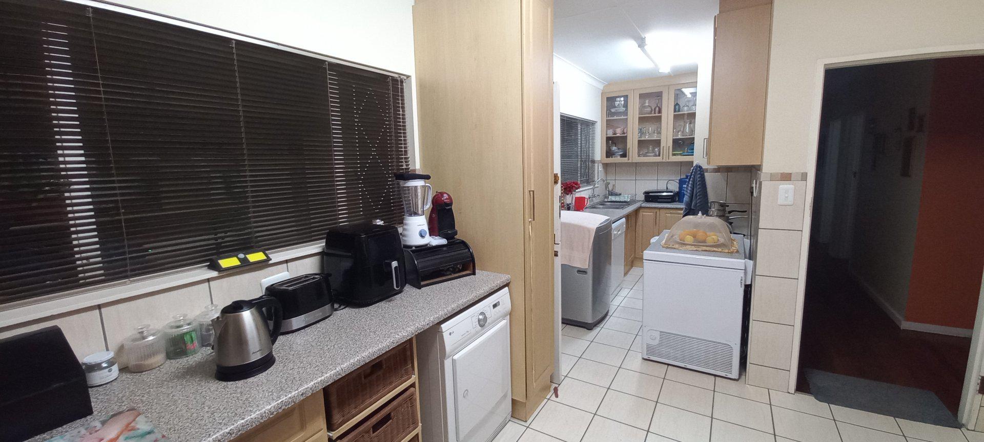  of property in Sunnyridge