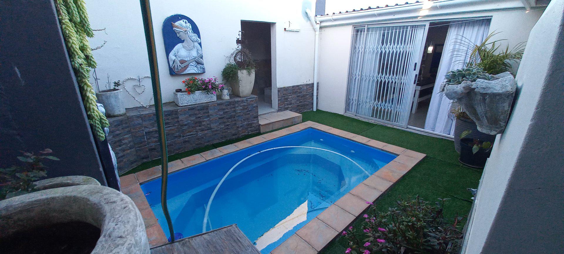  of property in Sunnyridge