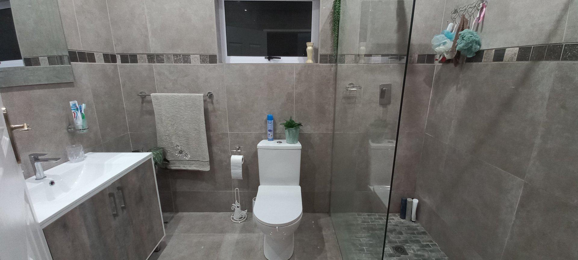  of property in Sunnyridge