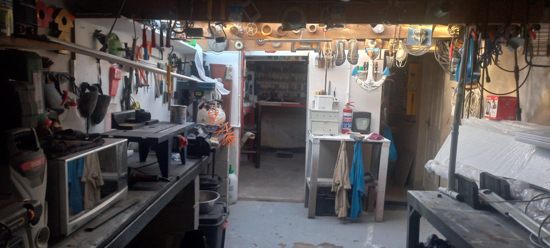  of property in Sunnyridge