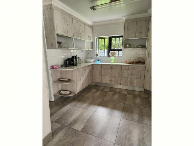 6 Bedroom House for Sale For Sale in Volksrust - MR698271
