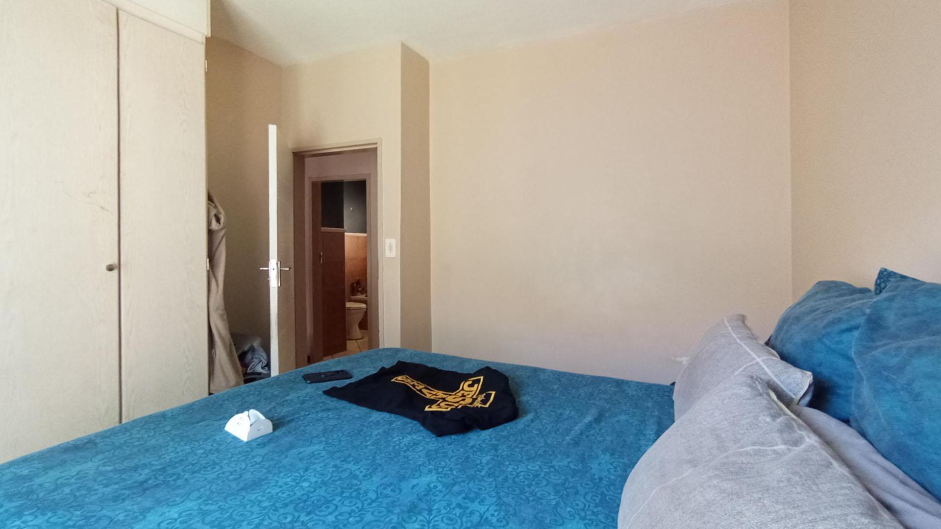 Main Bathroom of property in Equestria