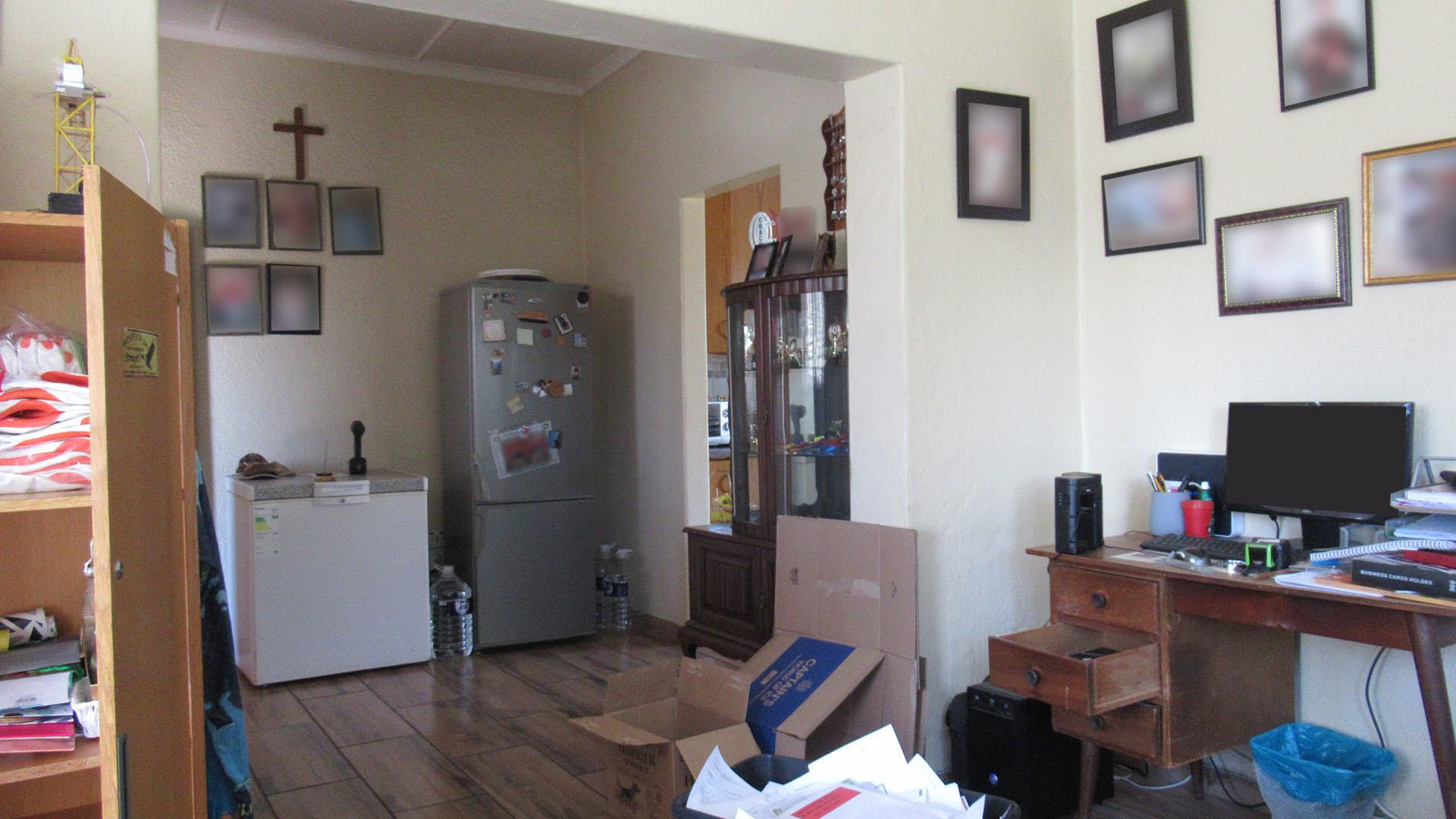 TV Room - 13 square meters of property in Greenhills