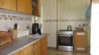 Kitchen - 12 square meters of property in Greenhills