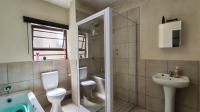 Bathroom 1 - 9 square meters of property in Norton's Home Estates