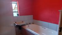 Bathroom 1 of property in Vosloorus