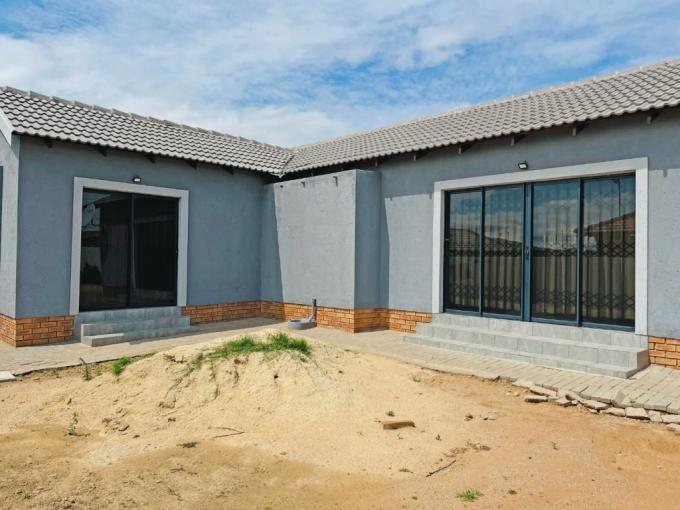 House for Sale For Sale in Bendor - MR698368