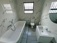  of property in Bendor