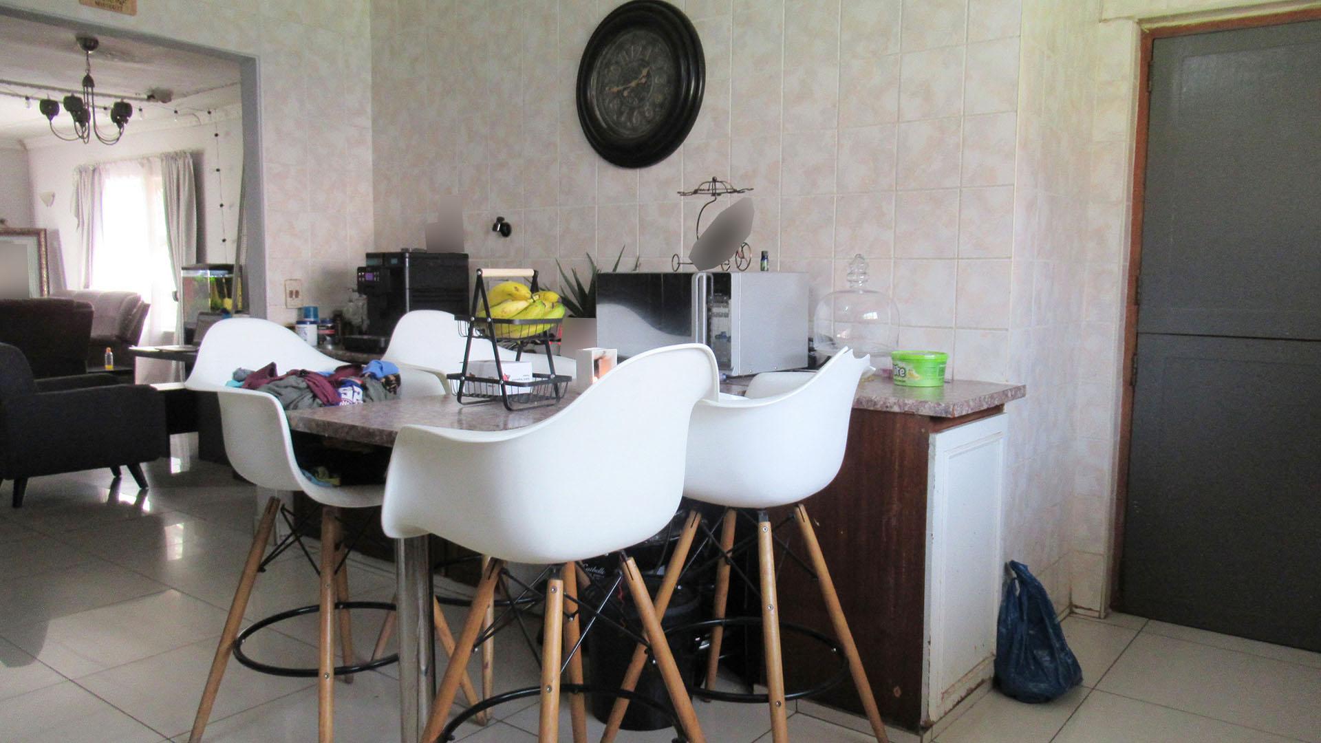 Kitchen - 22 square meters of property in Birch Acres