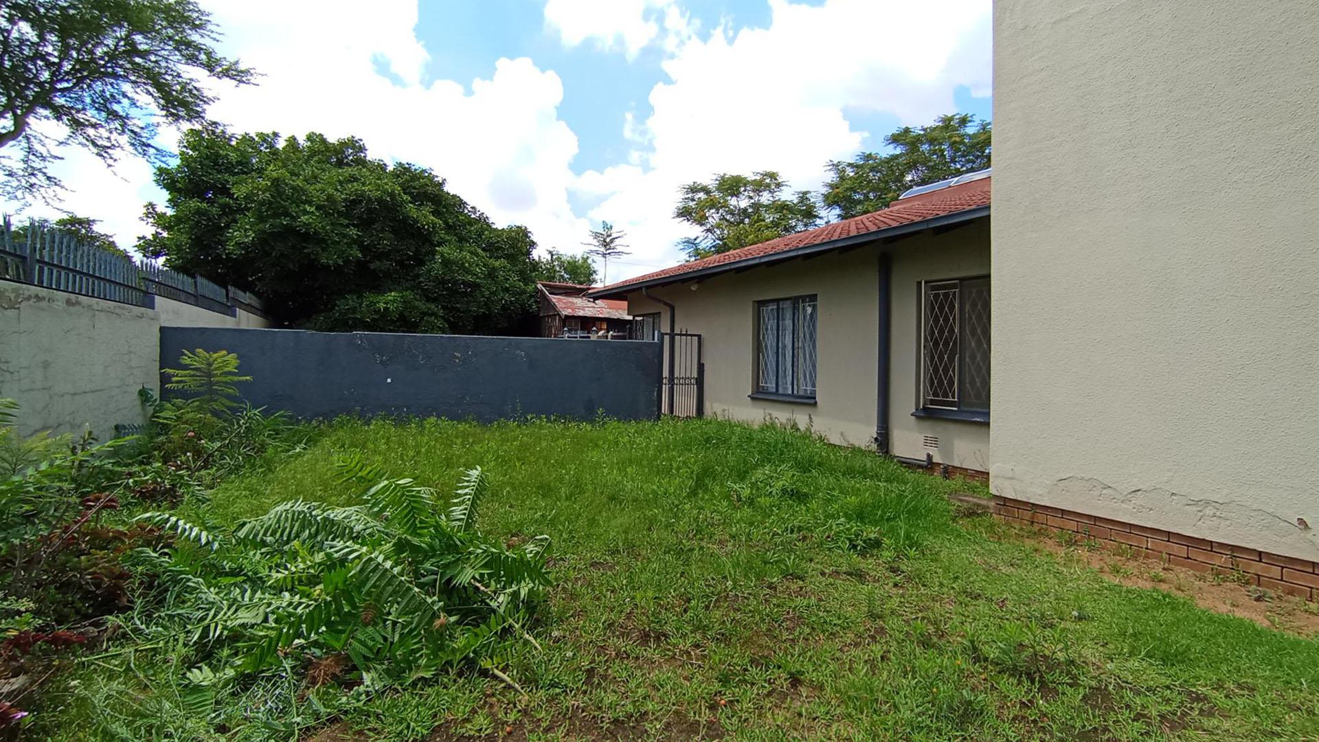 Front View of property in Noordwyk