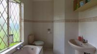 Main Bathroom - 5 square meters of property in Noordwyk