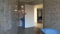 Bathroom 1 - 6 square meters of property in Noordwyk