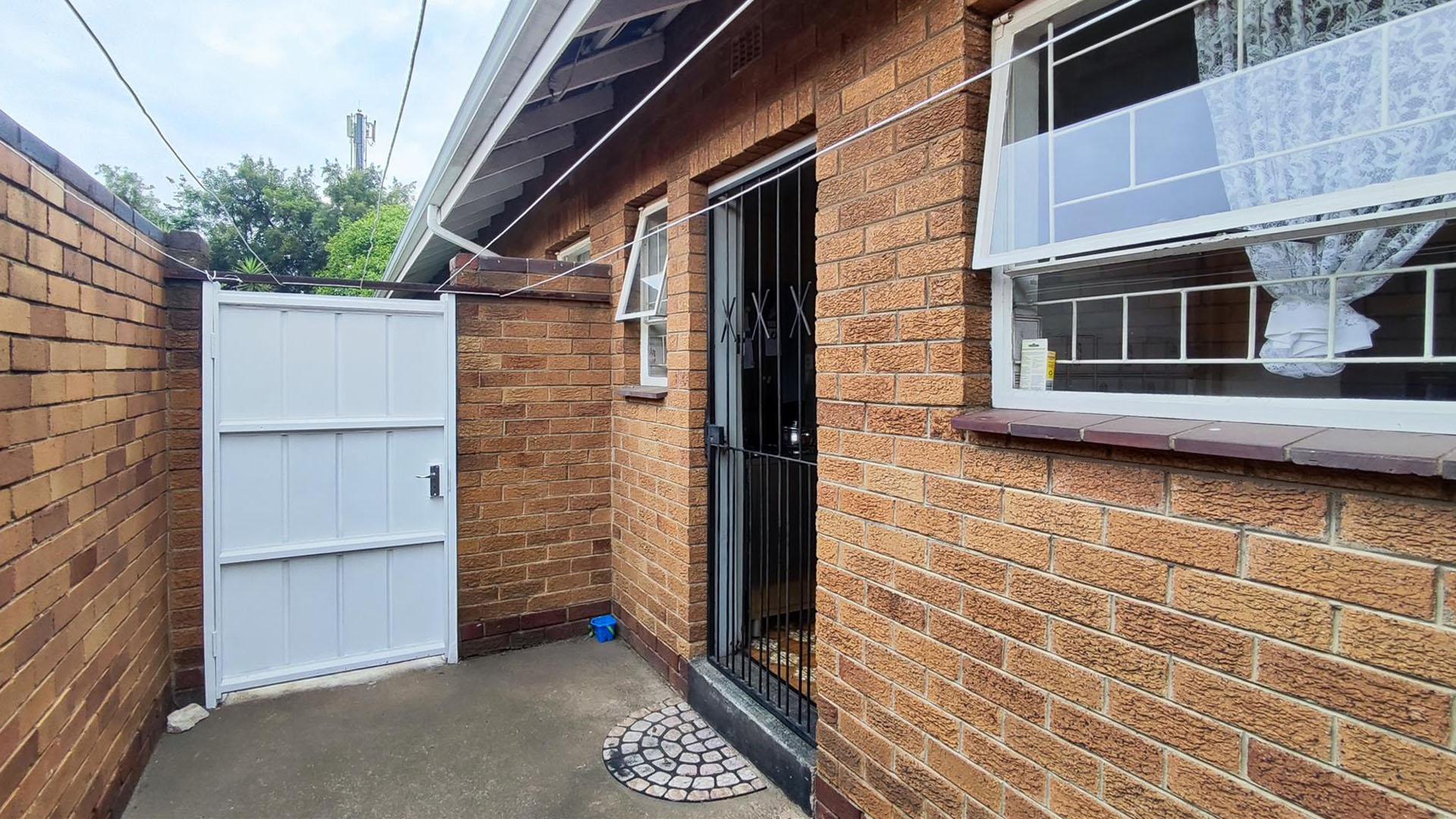 Backyard of property in Barvallen