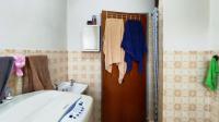 Bathroom 1 - 7 square meters of property in Barvallen