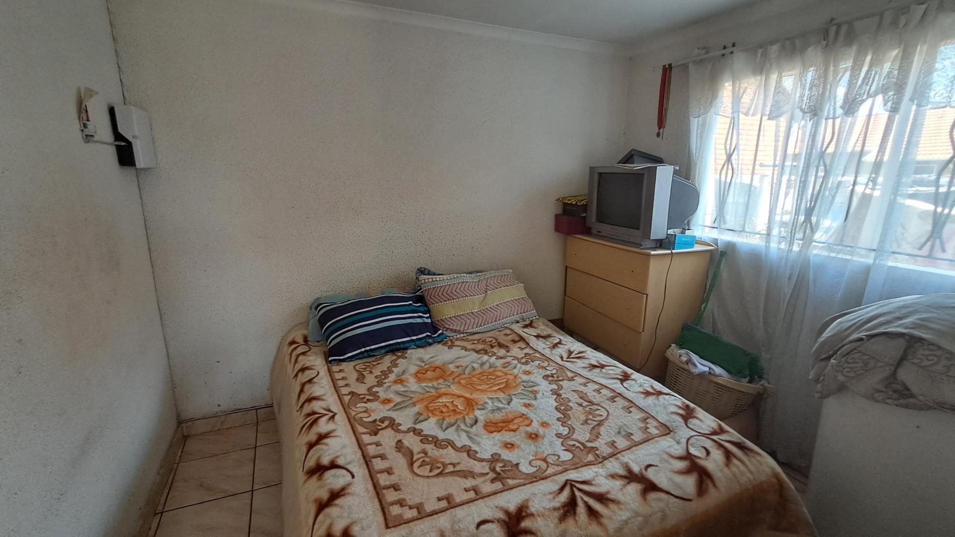 Bed Room 1 of property in Evaton West