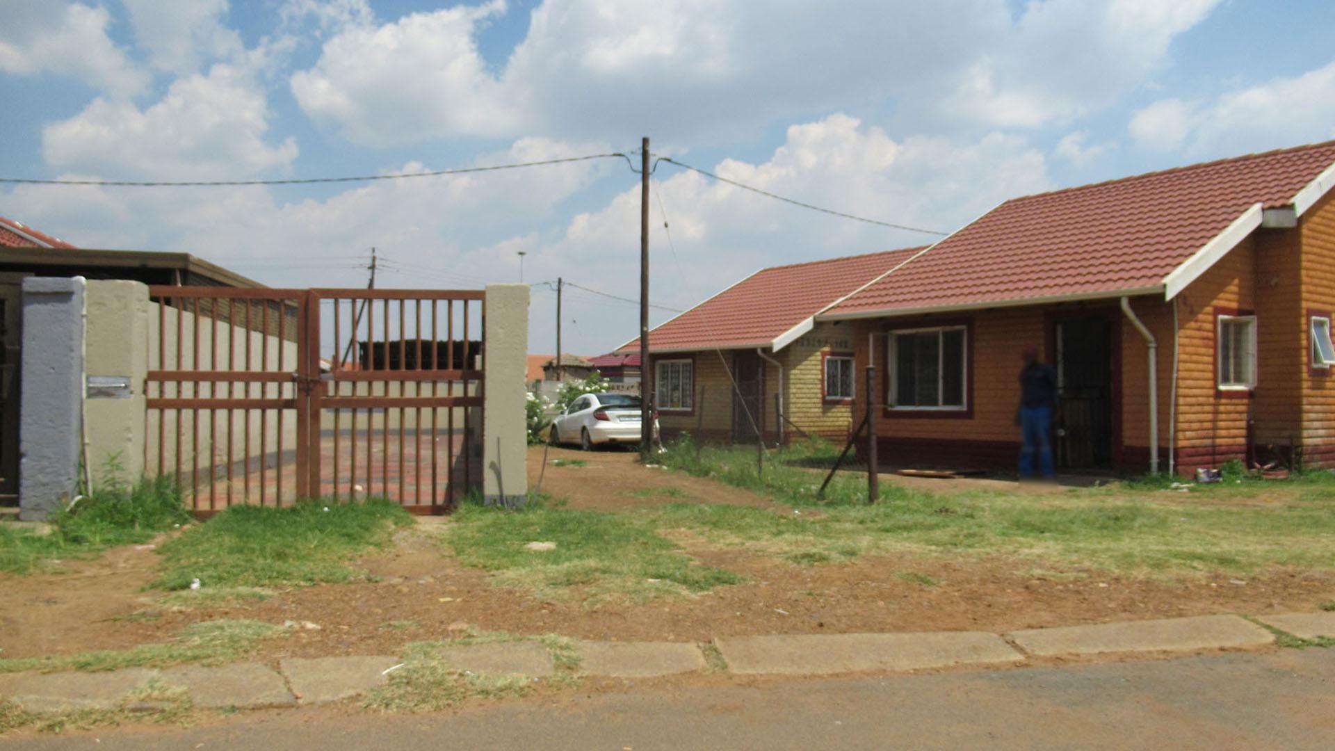 Front View of property in Evaton West