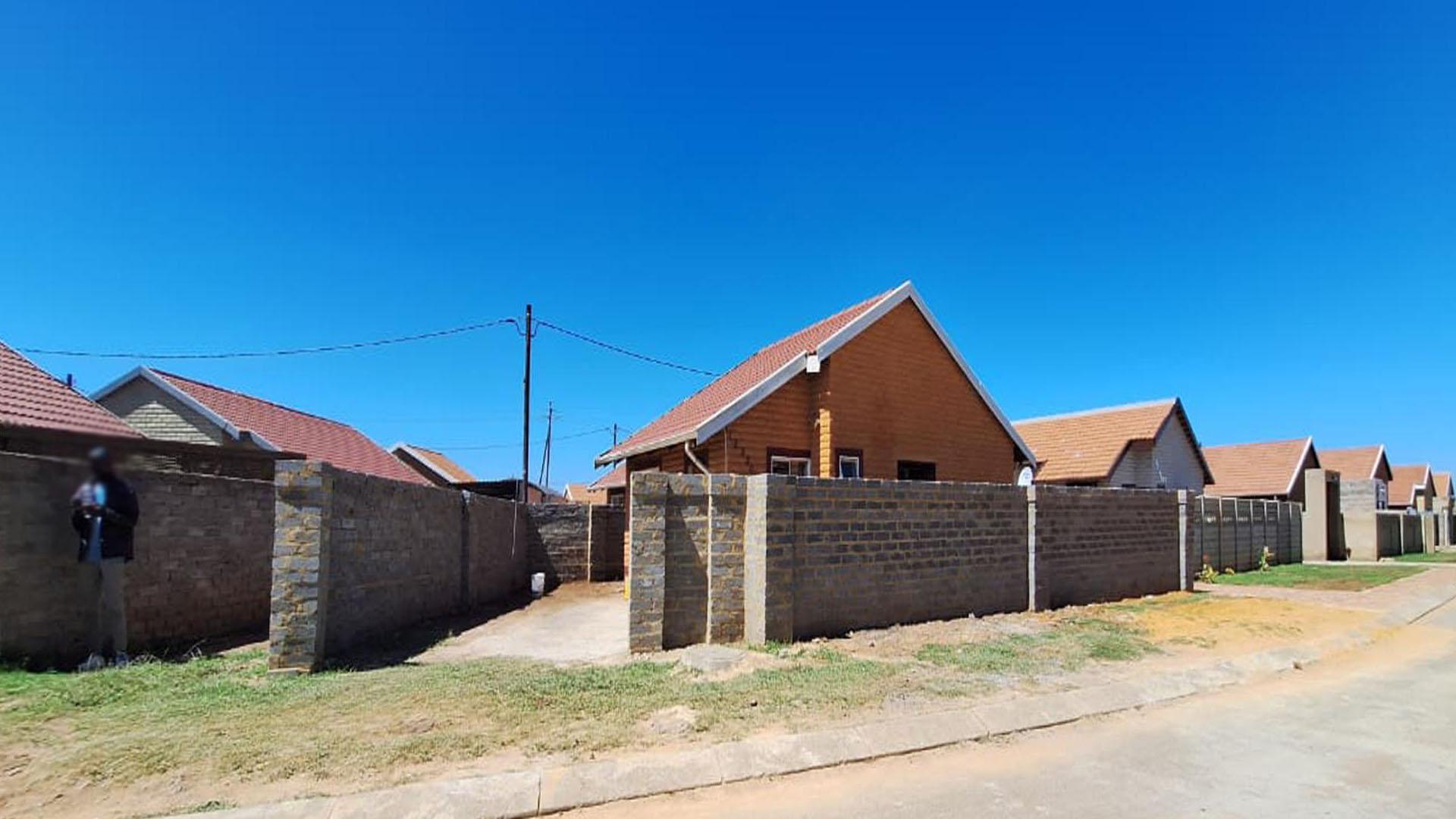 Front View of property in Evaton West