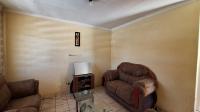 Lounges - 13 square meters of property in Evaton West