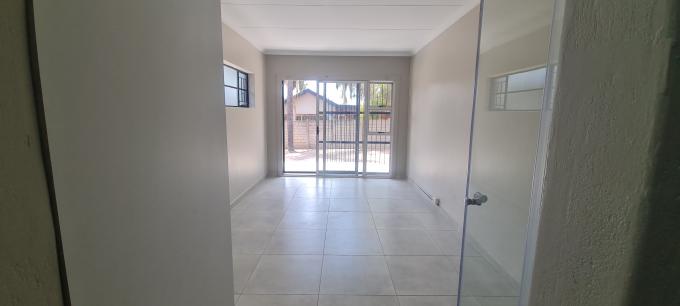 4 Bedroom Freehold Residence for Sale For Sale in Silverton - MR698434