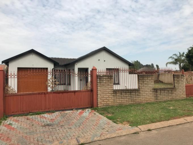 3 Bedroom House for Sale For Sale in Danville - MR698450