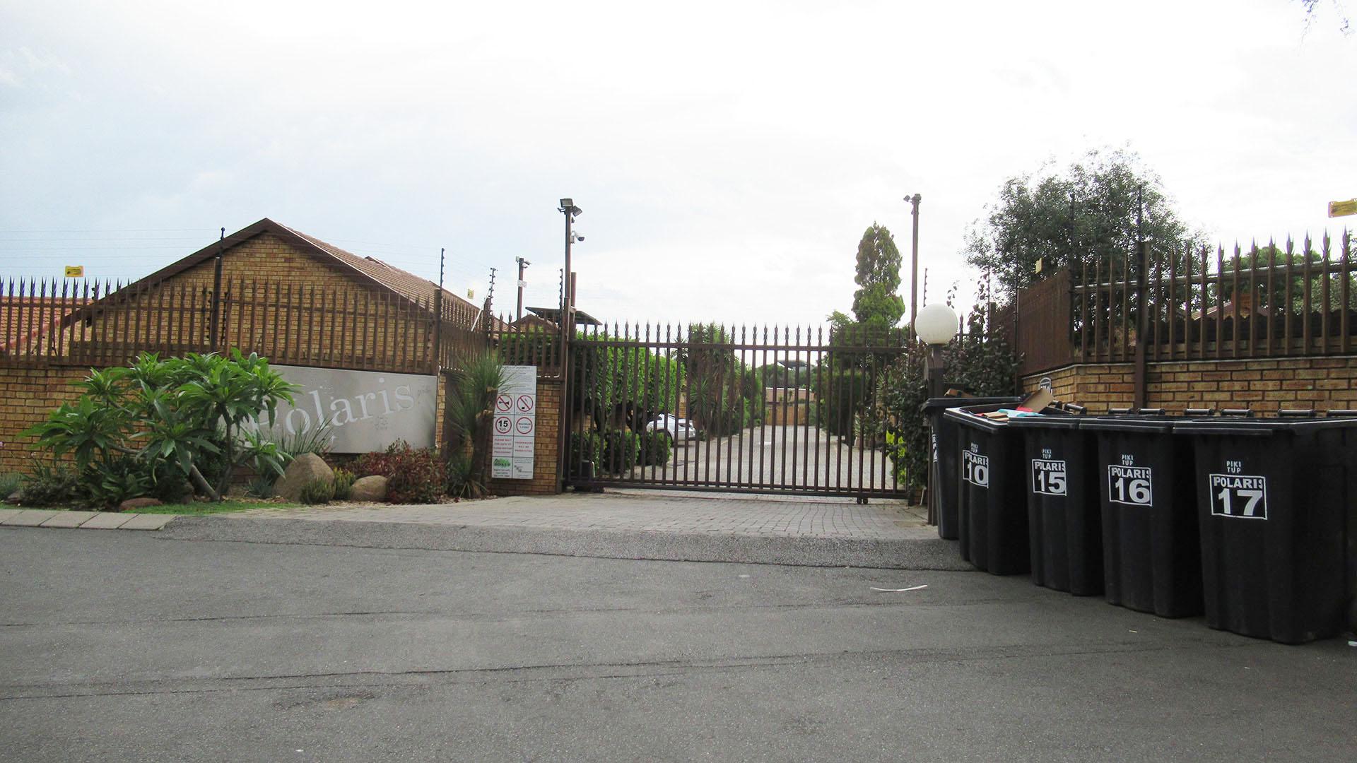 Front View of property in Wilgeheuwel 