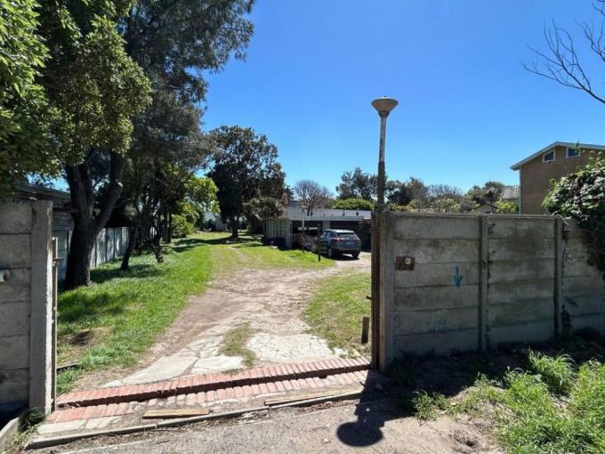 Commercial for Sale For Sale in Schaapkraal - MR698514