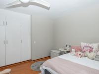  of property in van Ryneveld