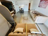  of property in Mondeor