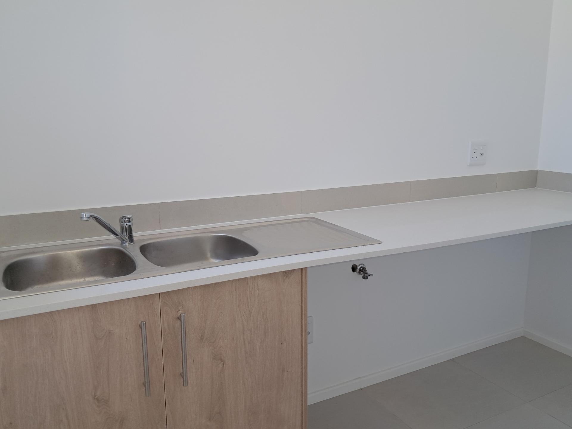  of property in Pacaltsdorp