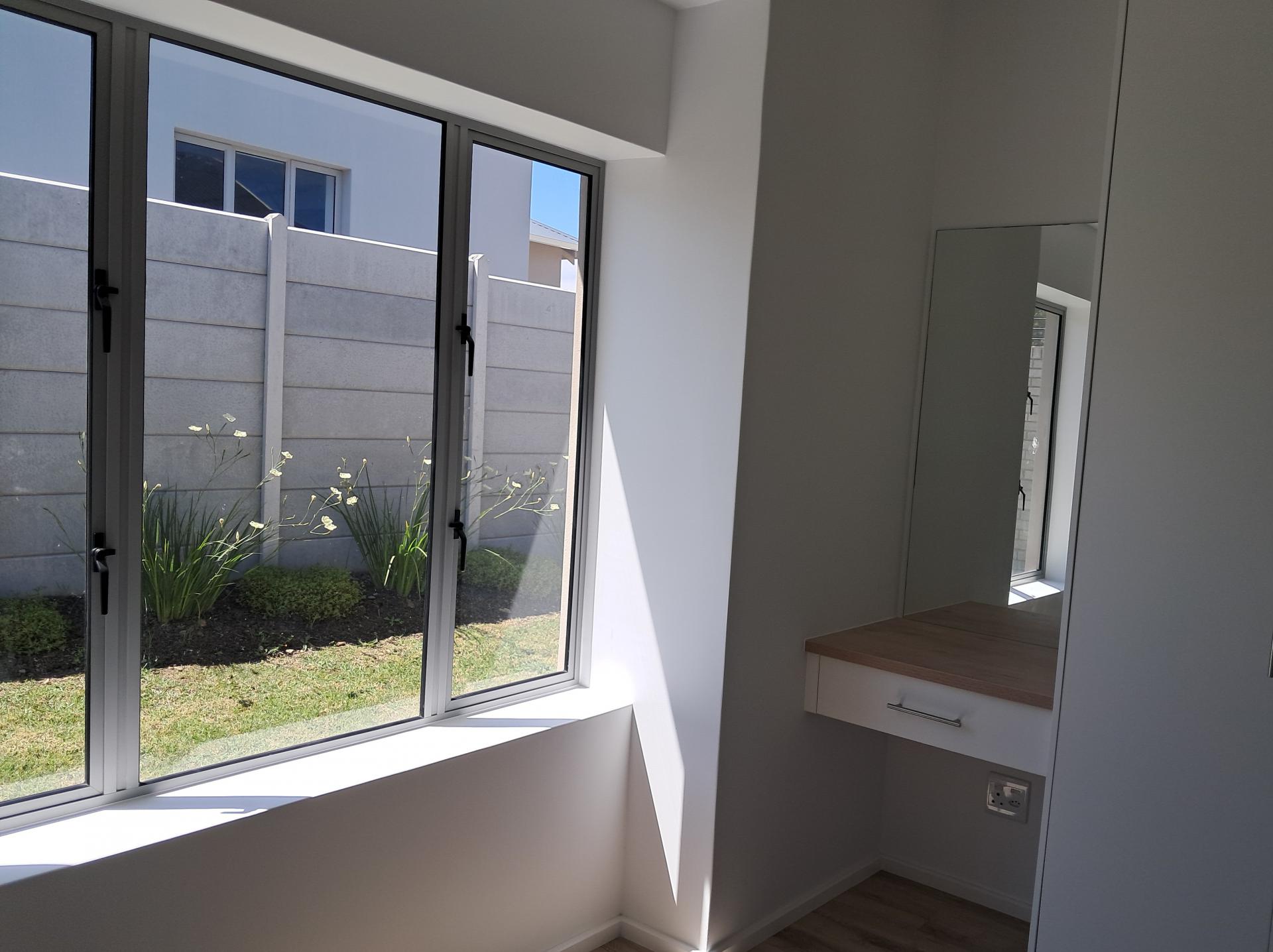  of property in Pacaltsdorp