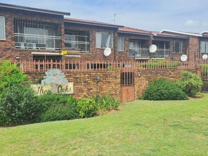 3 Bedroom Simplex for Sale For Sale in Brackenhurst - MR698617