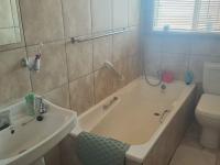  of property in Brackenhurst