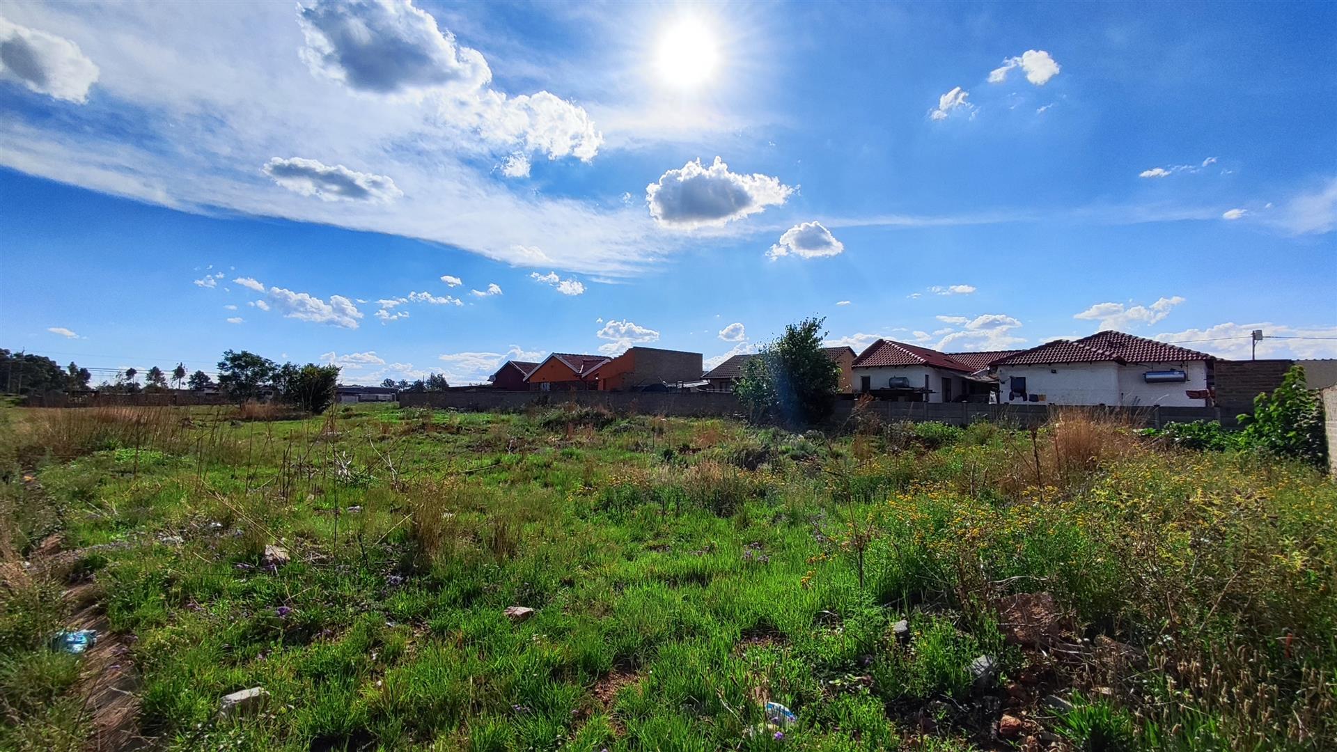 Front View of property in Unitas Park