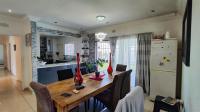 Dining Room - 22 square meters of property in Brackendowns