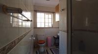 Bathroom 1 - 6 square meters of property in Amberfield
