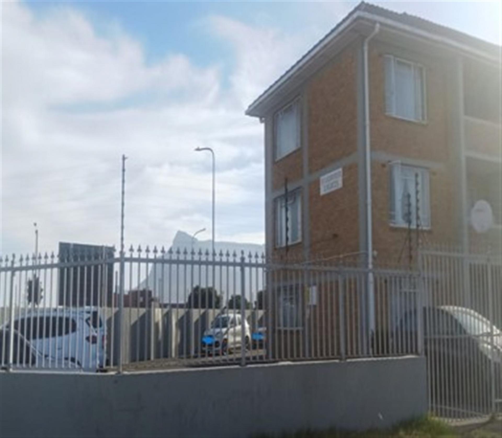Front View of property in Milnerton