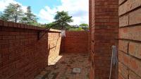 Spaces - 24 square meters of property in Willow Park Manor