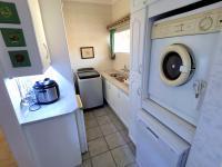  of property in Bendor