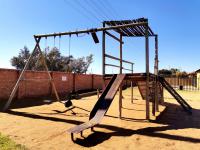  of property in Bendor