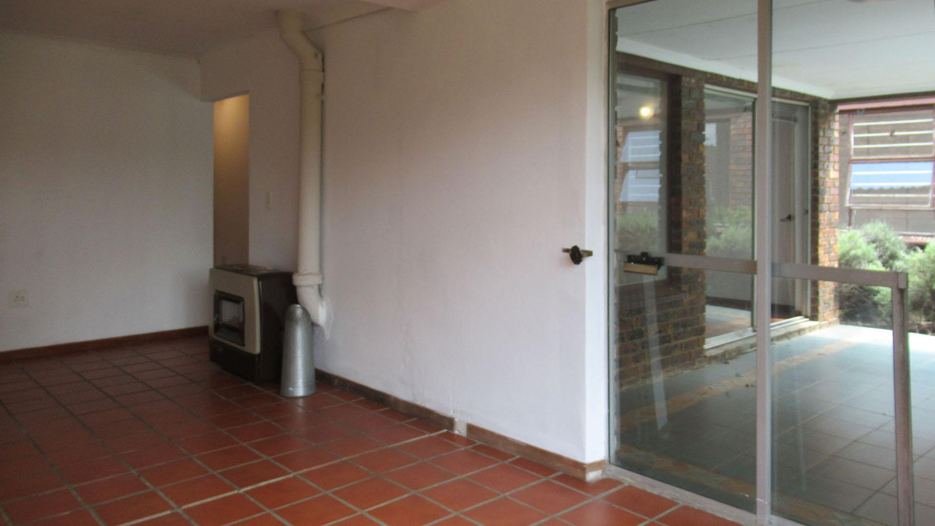 Dining Room - 17 square meters of property in Northwold