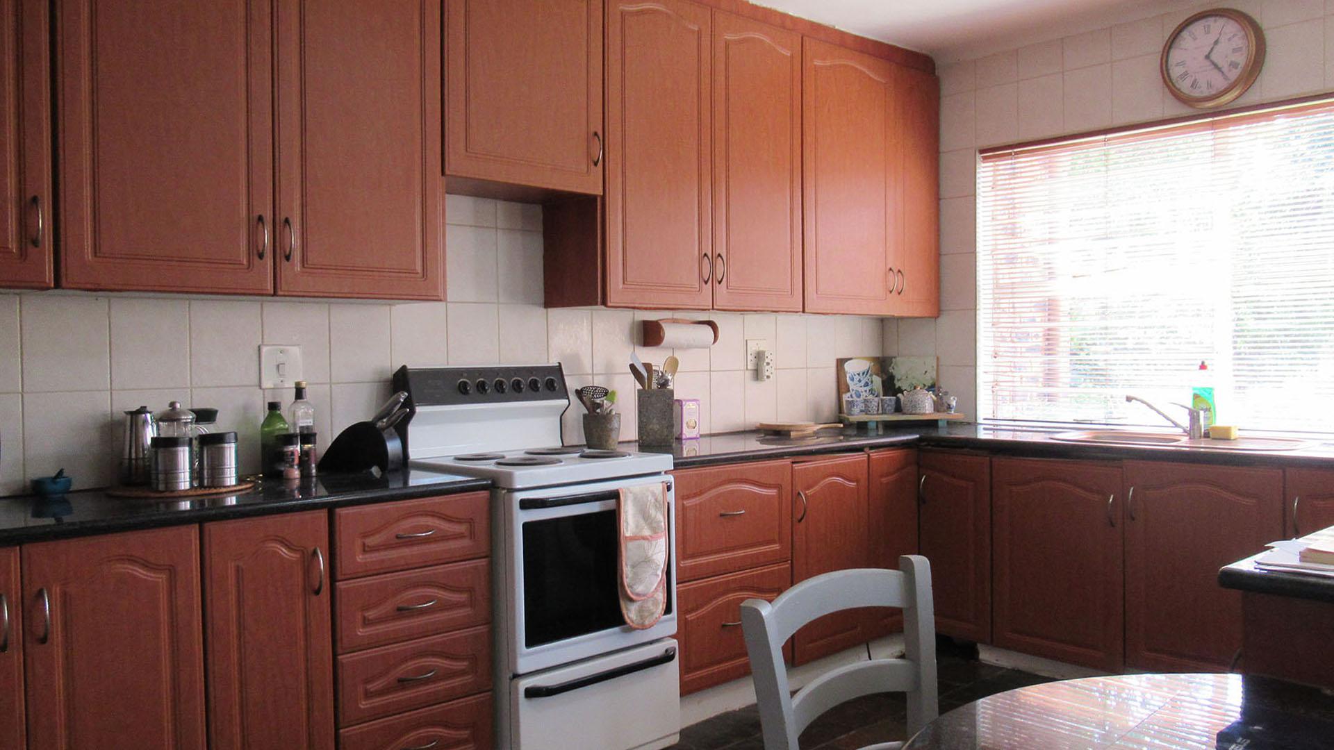 Kitchen - 25 square meters of property in Northwold